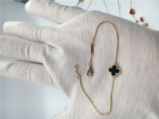 Van  Arpels Sweet Alhambra Bracelet 18k Yellow Gold With Carnelian