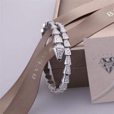 Italy Romance Serpenti Viper one-coil slim bracelet in 18K white gold set with full pavé diamonds Snake Bangle