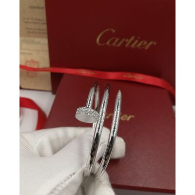 18k White Gold High End Custom Jewelry  Juste Un Clou Bracelet With Diamonds