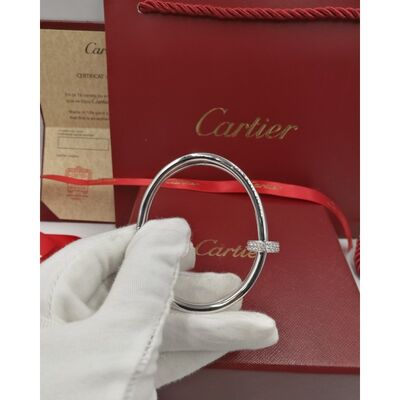 18k White Gold High End Custom Jewelry  Juste Un Clou Bracelet With Diamonds