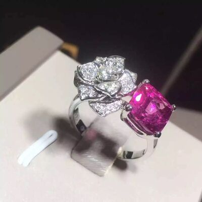 18K White Gold Piaget Rose Flower Ring G34Q7900 With Cushion - Cut Pink Tourmaline
