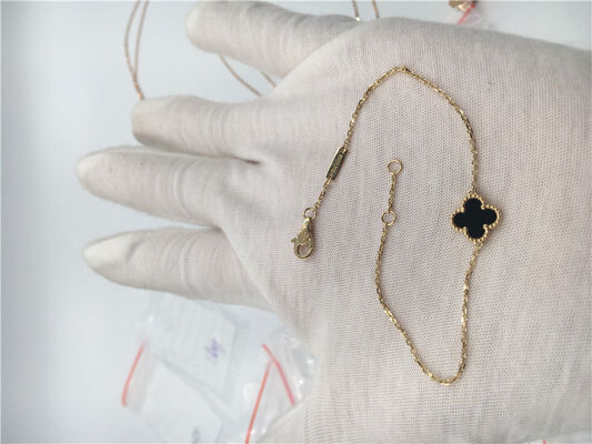 Van  Arpels Sweet Alhambra Bracelet 18k Yellow Gold With Carnelian