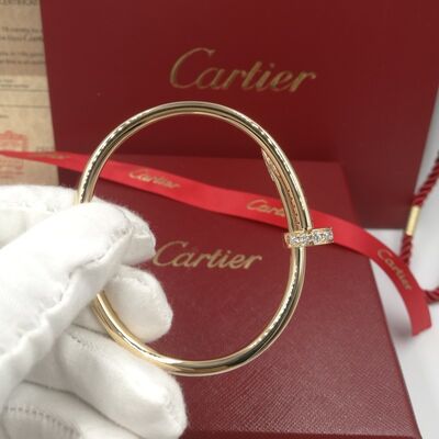 B6048617  Juste Un Clou Bracelet 18k Yellow Gold With Diamonds