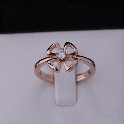 Roma Gold Brand Jewelry Fiorever 18 Karat Rose Gold Ring set with a central diamond REF 355305