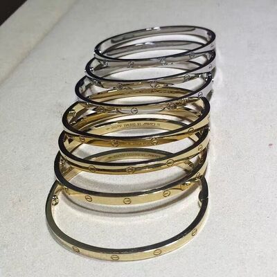 Jewelry 18K Gold Bracelet , Thin Love Personalized Gold Necklace Small Model