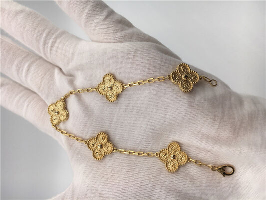 Flower Shaped 18K Gold Bracelet 5 Motifs VCARO1IE00 For Girlfriend / Wife