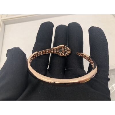 Luxury Jewelry Snakewomens Charm Bracelets Customized 18 Kt Pink Gold With Diamonds