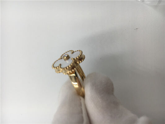 Vintage Alhambra Yellow 18k Gold Ring Round Diamond With White Mother Of Pearl