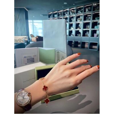 18K Gold And Real Diamonds Van  And Arpels 5 Motifs Vintage Alhambra Bracelet